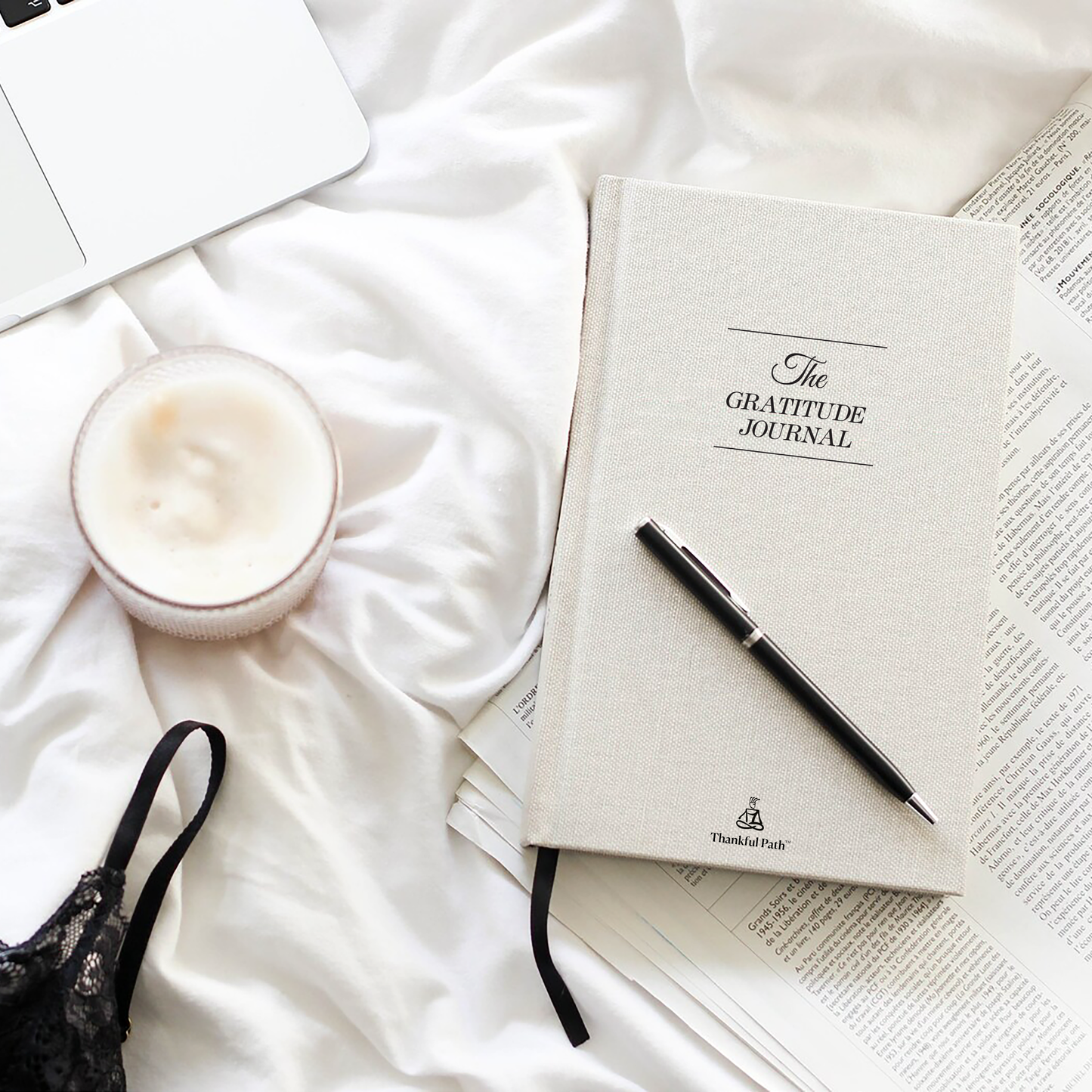 The Gratitude Journal - 5 Minute Practice with Inspiring Quotes and Mindful Prompts for Affirmation, Reflection & Wellness